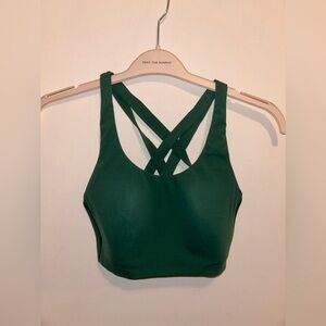 Lululemon 34D high impact sports bra with adjustable straps.